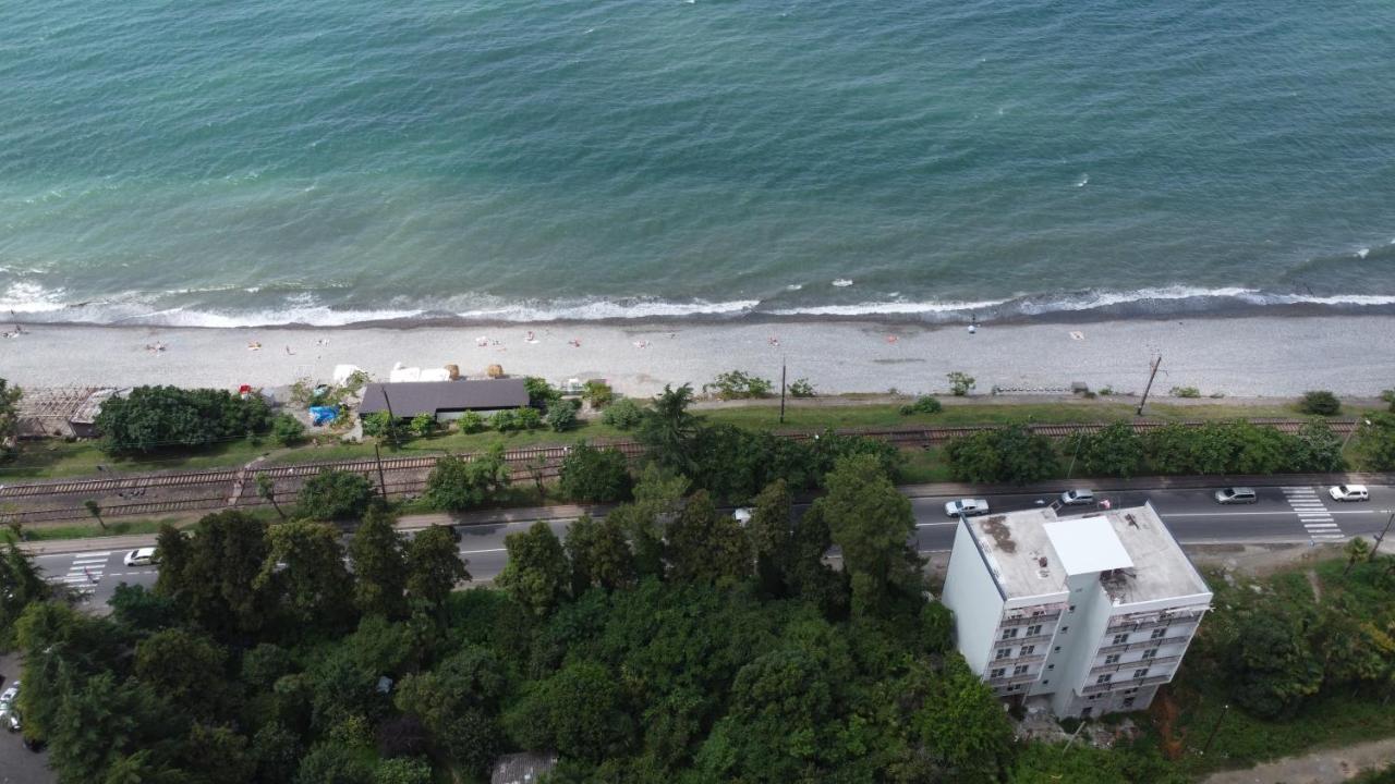 Guest House Nino Makhinjauri Luaran gambar