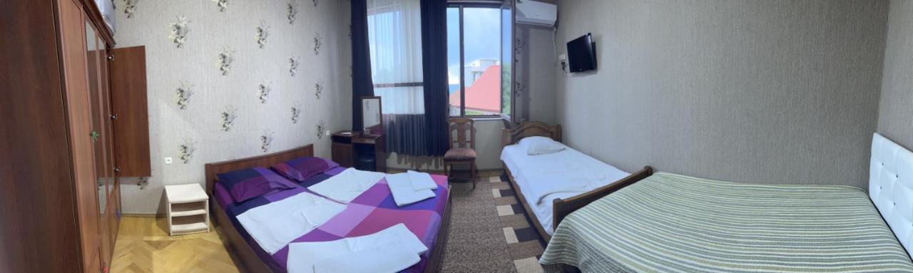 Guest House Nino Makhinjauri Luaran gambar